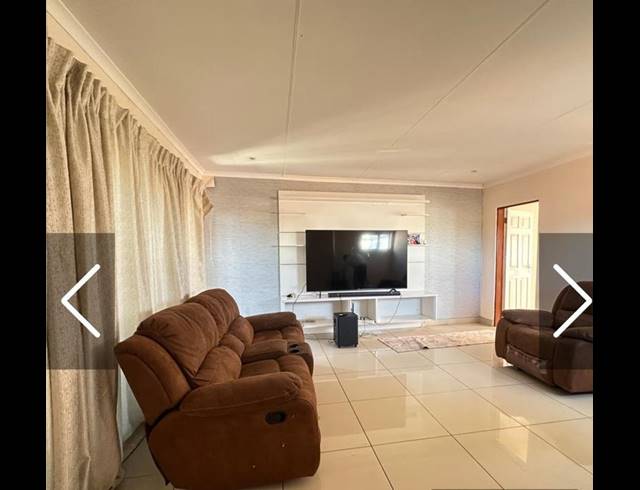 3 BEDROOM HOUSE FOR SALE IN DAWN PARK